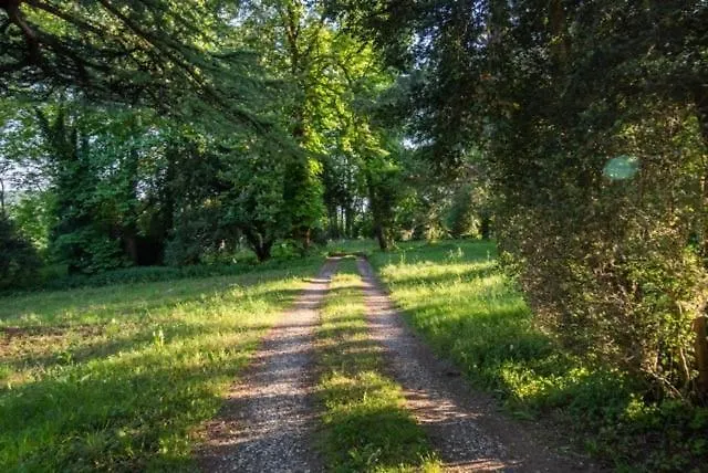 Semesterbostad Petite Maison De Gouyas